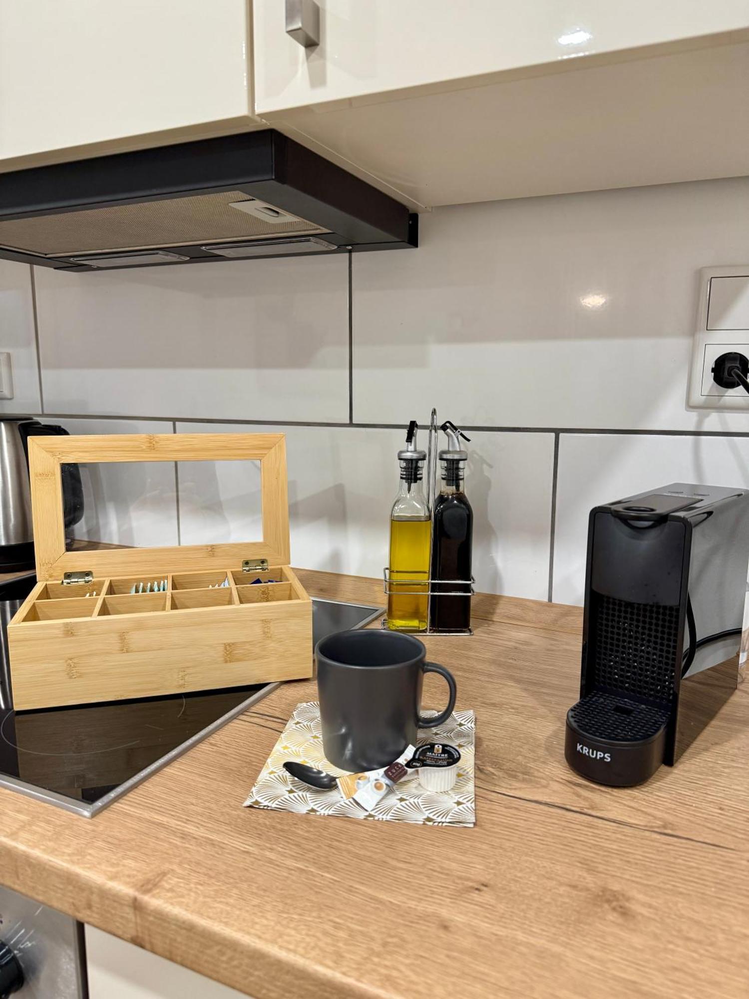 Caricasa: Bielefeld Mitte Apartment Bagian luar foto