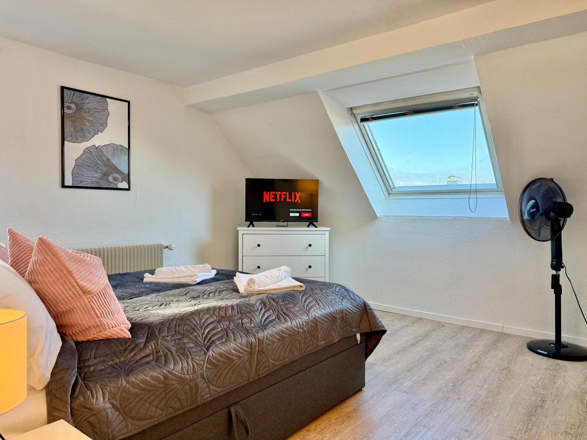 Caricasa: Bielefeld Mitte Apartment Bagian luar foto